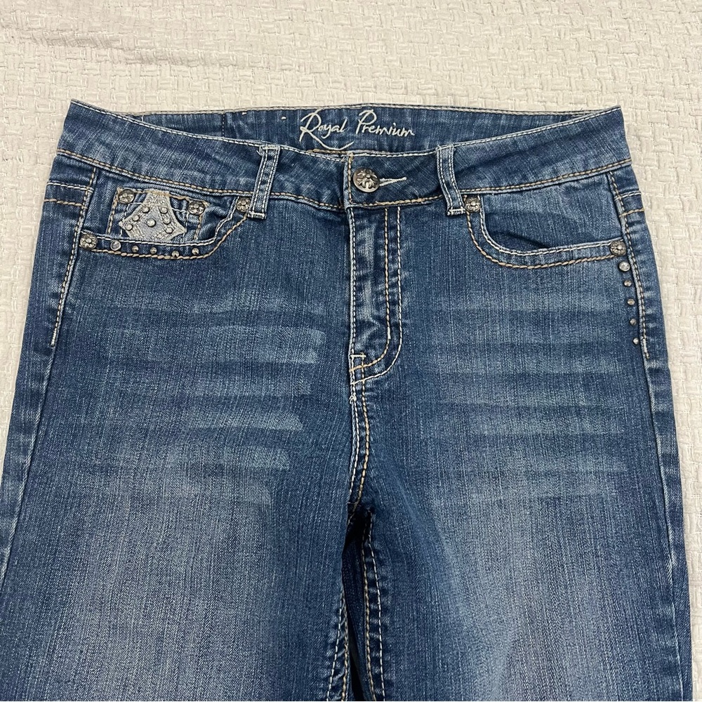 Royal Premium High Rise Embellished Capri Jeans McBling Size 8 - Picture 3 of 4